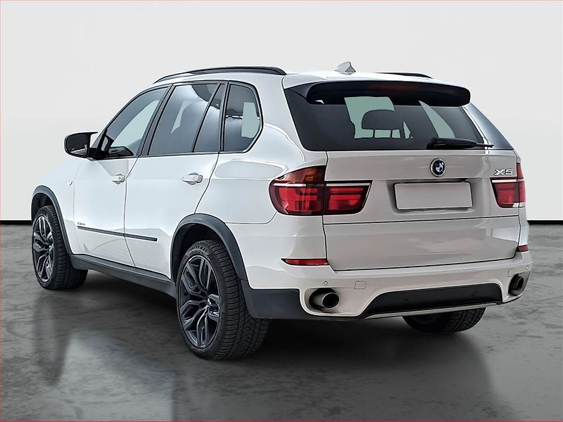 BMW X5 (2012) xDrive40d, 4X4, Automat, Kůže - fotka 4 z 22