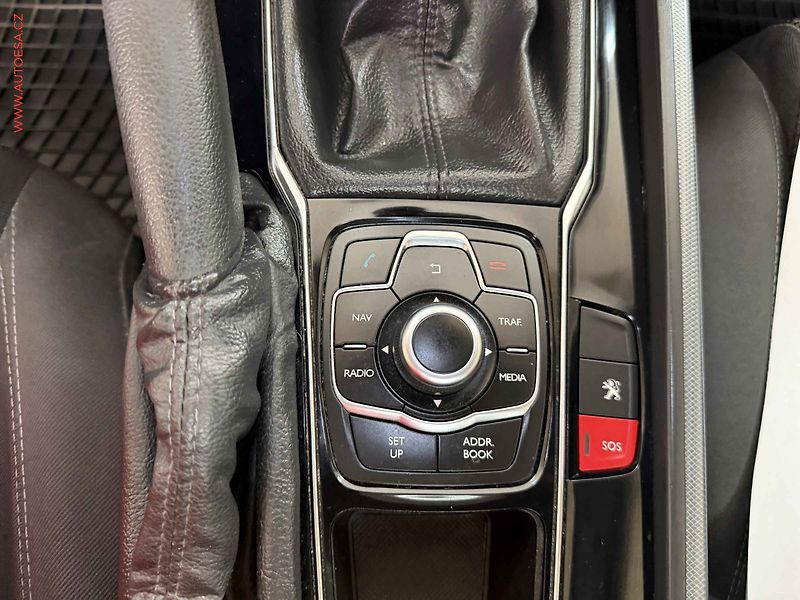 Peugeot 508 (2012) 2.0HDi, AC, tempo - fotka 15 z 18