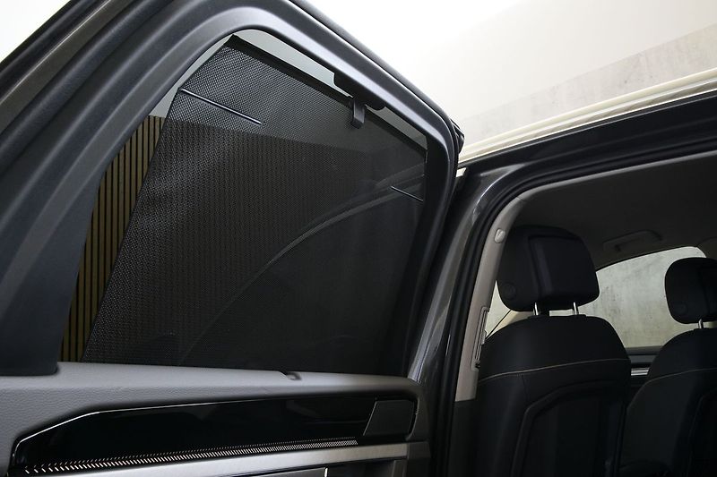 Volkswagen Touareg 3.0TDI 210kW RLine NT TZ ZÁRUK - fotka 26 z 48