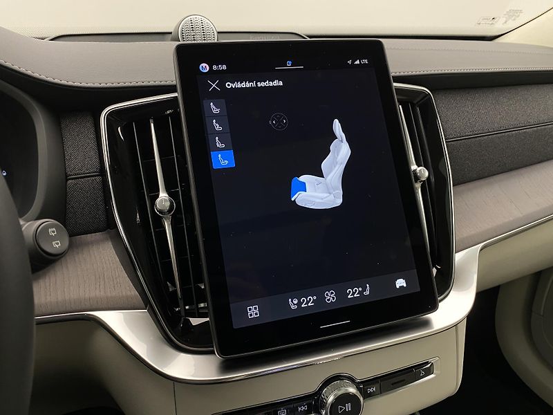 Volvo XC90 (2026) T8 AWD RECHARGE DARK ULTRA - fotka 72 z 74