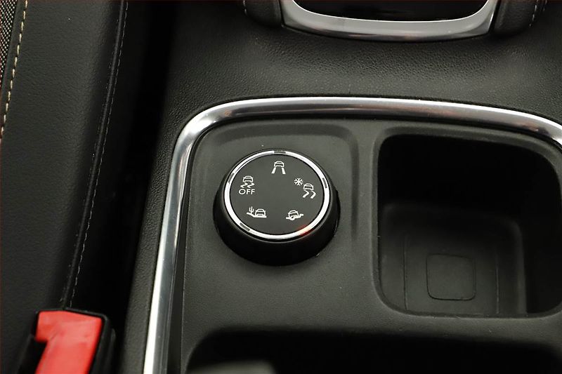 Opel Grandland X (2018) 1.2 Turbo, Automat, Serv.kniha - fotka 17 z 19