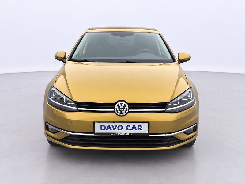 Volkswagen Golf 2,0 TDI 110kW Comfort Navigace - fotka 2 z 24