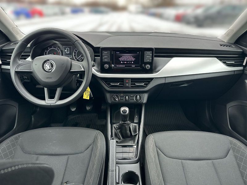 Škoda Scala (2020) 1.0 TSI Ambition - fotka 5 z 26