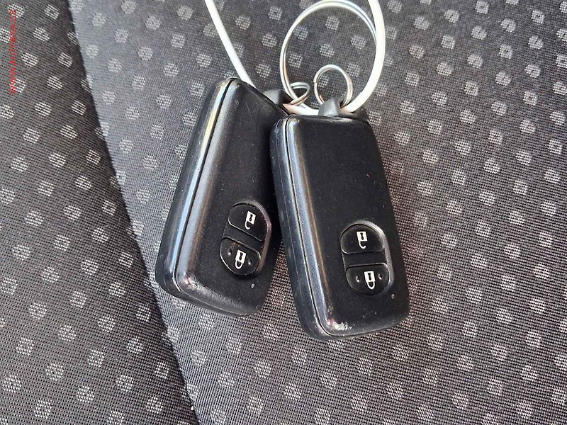 Toyota Verso (2011) 2.0, 2.maj,ČR, Navi - fotka 20 z 20