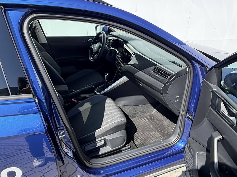 Volkswagen Taigo (2025) People 5G 1,0TSI - fotka 24 z 24