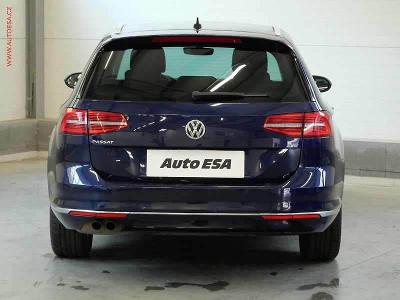 Volkswagen Passat (2019) 2.0TDI, ČR, DSG, LED, ACC - fotka 5 z 23