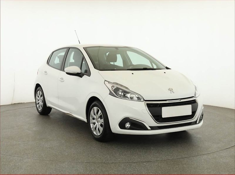 Peugeot 208 (2018) 1.2 PureTech, ČR,1.maj - fotografie inzerátu
