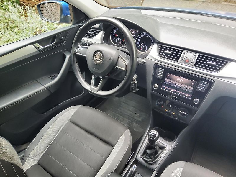 Škoda Rapid (2019) 1.0TSI 70kW 1maj ČR klima - fotka 12 z 21