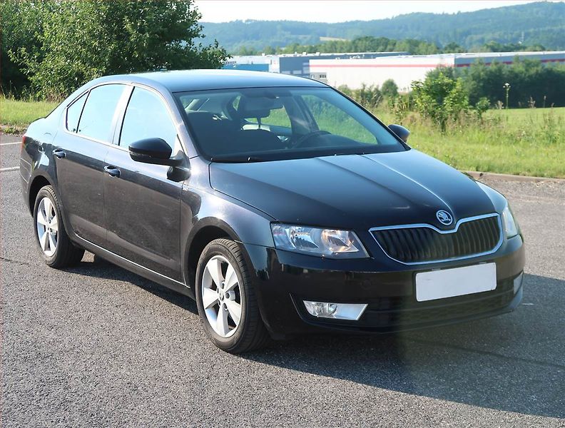 Škoda Octavia (2016) Style 1.6 TDI, Serv.kniha - fotka 1 z 13