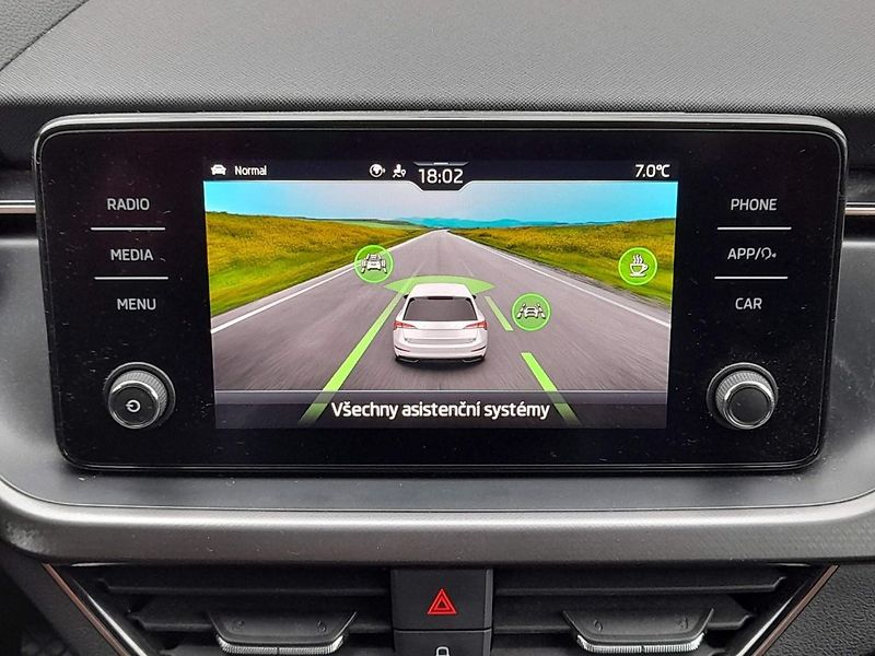 Škoda Scala Style 1.5 TSI 110kW 6MP - fotka 13 z 20