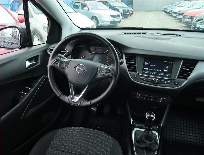 Opel Crossland X (2021) 1.2 Turbo, ČR,1.maj - fotka 7 z 16