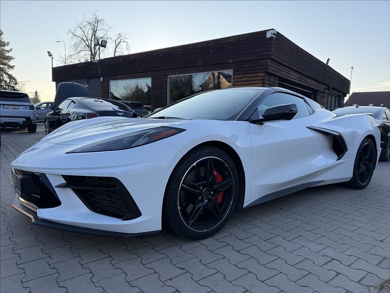 Chevrolet Corvette C8 Cabriolet stingray - fotka 7 z 27