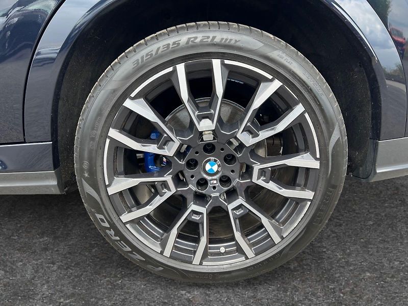 BMW X6 (2024) 30d 210kW M-PAKET TAŽNÝ CZ DPH - fotka 14 z 30