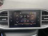 Peugeot 308 (2020) 1.2 PT, Allure, navi, panor - náhled 18
