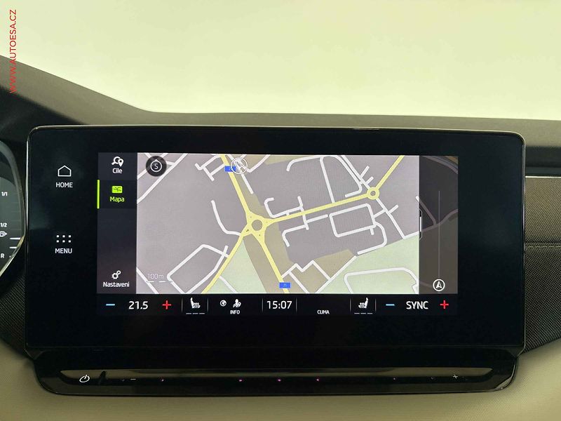 Škoda Octavia (2021) 1.5TSi, ČR, AC, výhřev sed. - fotka 11 z 17