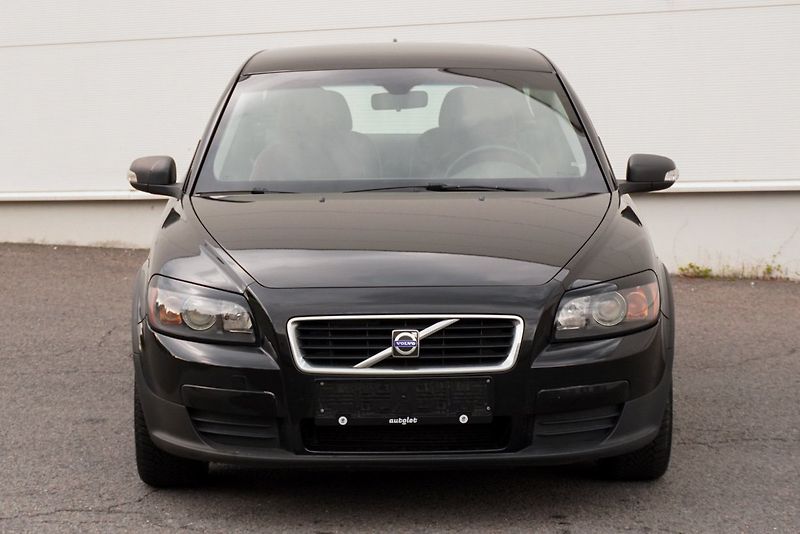 Volvo C30 1.6 16V Kinetic - fotka 13 z 36