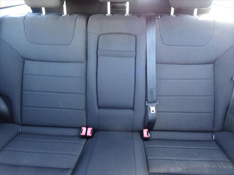 Ford Mondeo 2,0 TDI 103 kW - fotka 21 z 28