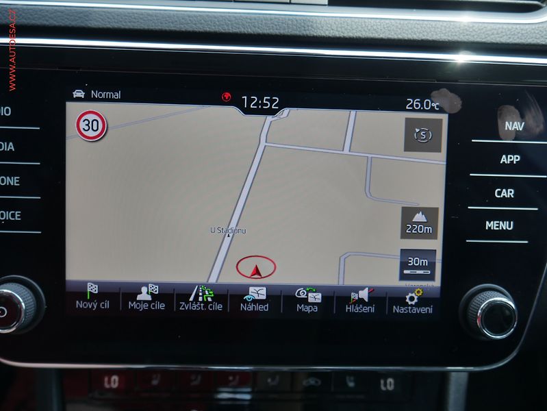 Škoda Superb (2019) 2.0 TDI 4x4, 2.maj,ČR, L&K - fotka 14 z 24