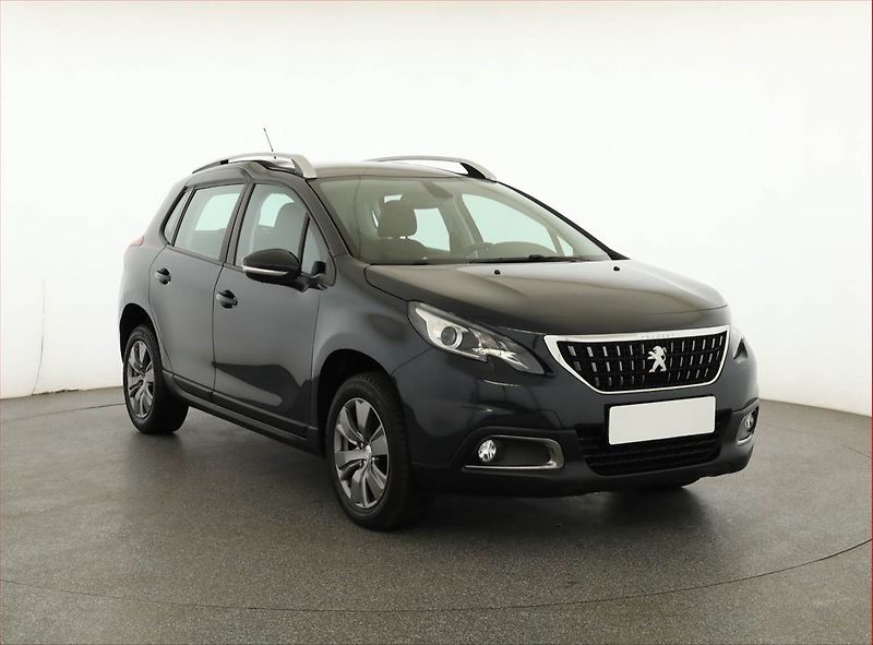 Peugeot 2008 (2019) Active 1.2 PureTech, Tempomat - fotografie inzerátu