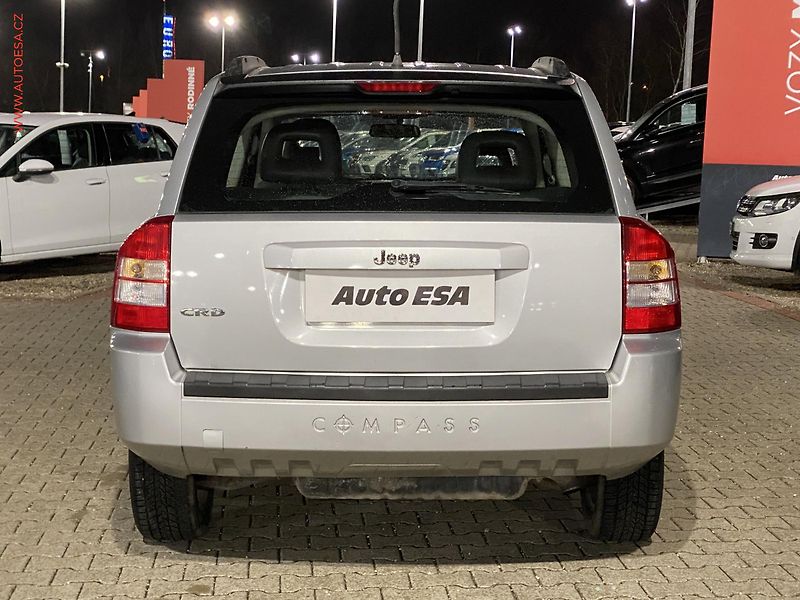 Jeep Compass (2007) 2.0CRDi 4x4, 1.maj, AC - fotka 5 z 15