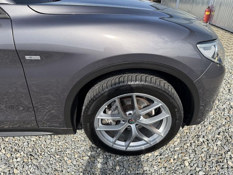 Alfa Romeo Stelvio 2.2JTDM Q4 4x4 210PS VELOCE 1A - fotka 66 z 167