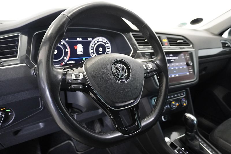 Volkswagen Tiguan 2.0 TDI 110kW DSG7 - fotka 14 z 28