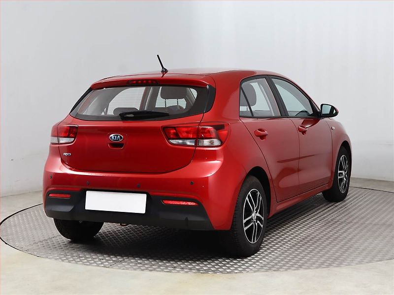 Kia Rio (2020) 1.2 DPI, Serv.kniha - fotka 5 z 14