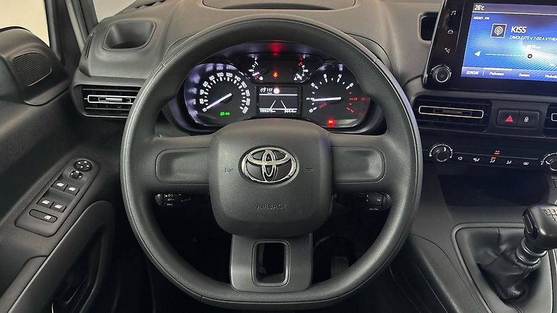 Toyota ProAce City Verso 1.2 L2 Shuttle - fotka 9 z 22