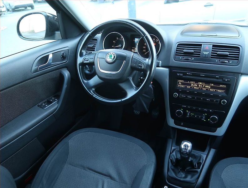 Škoda Yeti (2010) Ambition 1.2 TSI, Tempomat - fotka 7 z 19