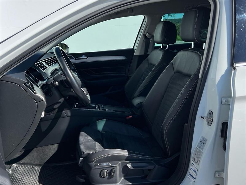 Volkswagen Passat Variant 2,0 TDi 140kW 7DSG 4Motion  B8 - fotka 11 z 25
