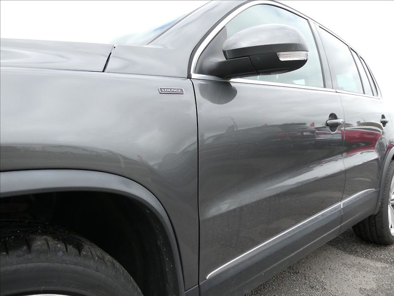 Volkswagen Tiguan 2,0 TDi 110kW Lounge DSG, 4x4 - fotka 12 z 54