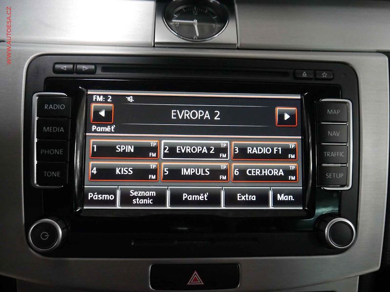 Volkswagen Passat (2012) 3.6 FSi 4x4, ČR, DSG, bixen - fotka 13 z 20