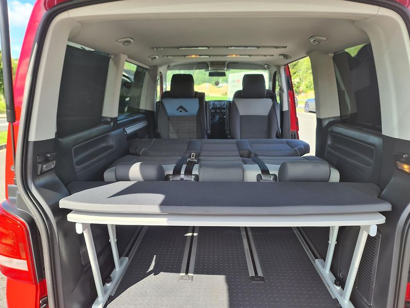 Volkswagen Multivan (2011) 2.0 TDi 103-KW WEBAST OLOMOUC - fotka 76 z 109