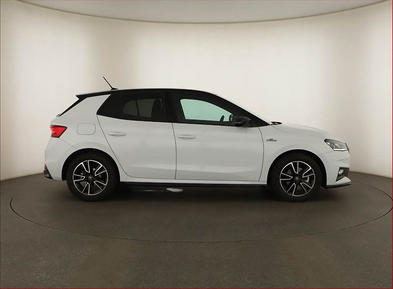 Škoda Fabia (2026) 1.0 TSI, Monte Carlo, FullLed - fotka 6 z 16
