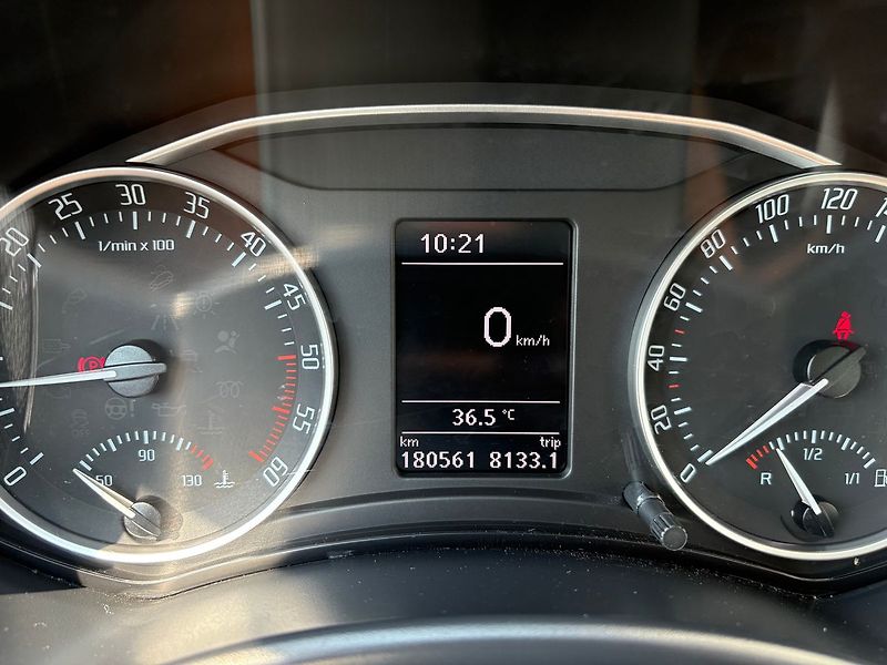 Škoda Octavia 1.6TDI, 77kW, A.Klima, Tažné - fotka 9 z 26