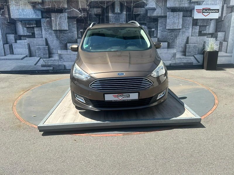 Ford C-MAX (2016) 2.0TDCi, 110KW, TITANIUM - fotka 2 z 23