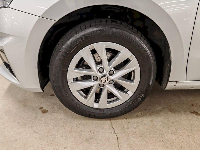 Škoda Fabia (2024) 1.0 TSI 85 kW DSG Top Selectio - fotka 26 z 26