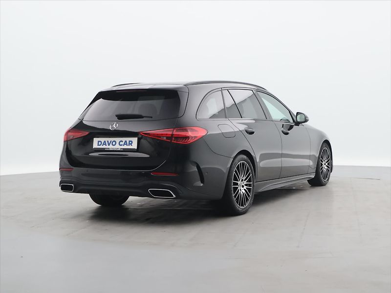 Mercedes-Benz Třídy C 2.0 220d 147kW AMG-Line - fotka 7 z 30
