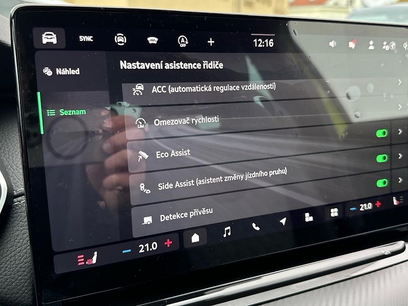 Škoda Octavia Sportline 1,5 TSI 110kW DSG - fotka 20 z 24