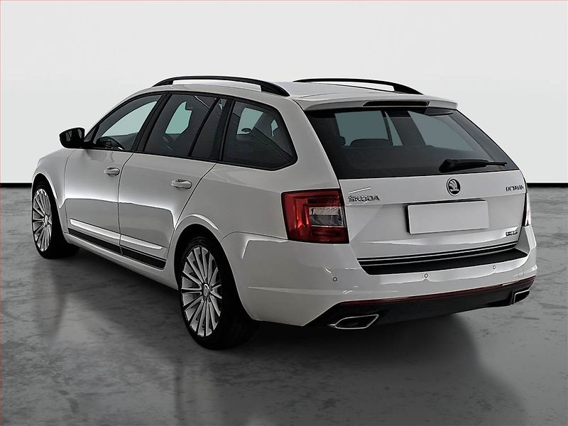 Škoda Octavia (2014) RS 2.0 TDI, Kůže, Bi-Xenony - fotka 4 z 15