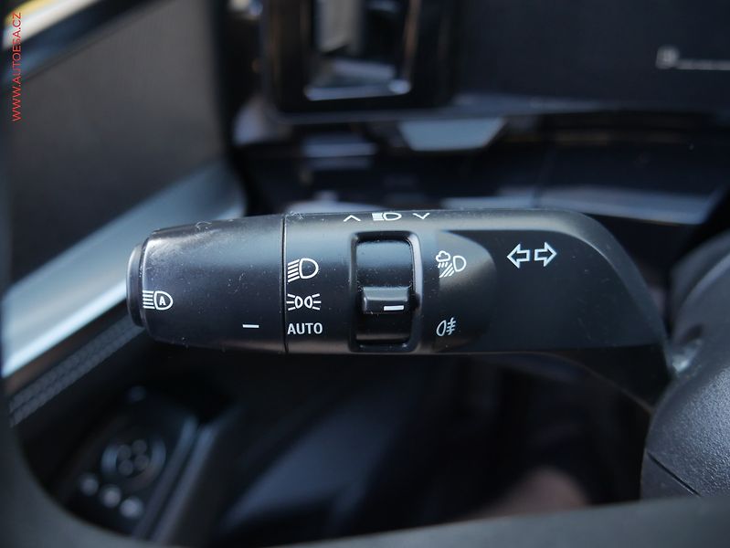 Renault Austral (2023) 1.3 TCe, ČR, Techno, navi - fotka 15 z 26