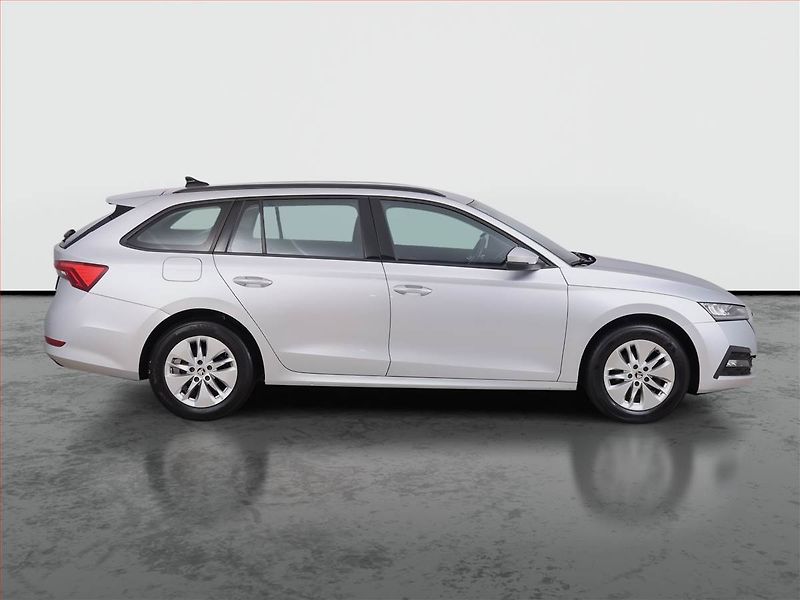 Škoda Octavia (2022) Ambition 2.0 TDI, ČR,1.maj - fotka 6 z 18