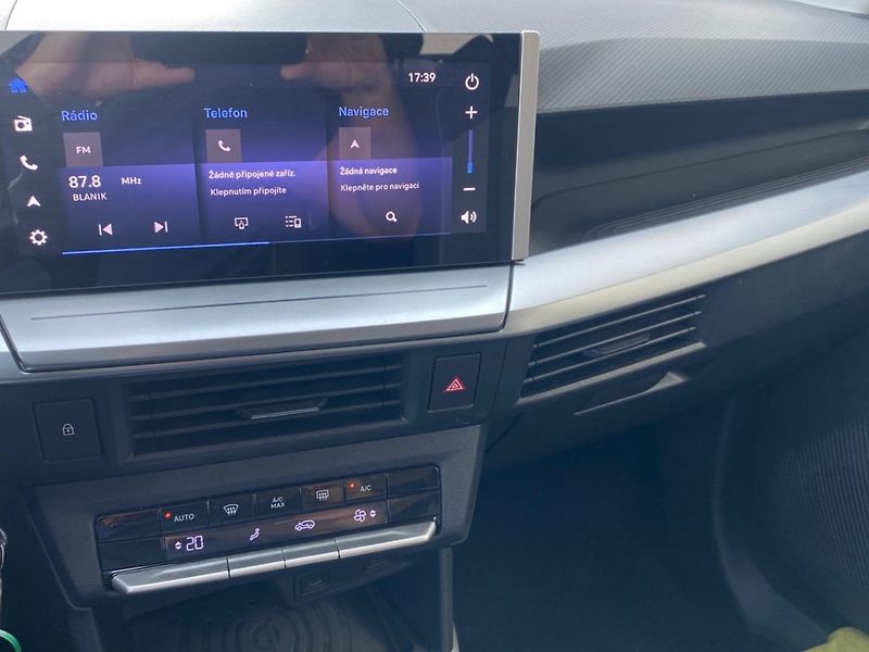 Opel Frontera (2025) GS ELECTRIC (113k) AT (44kWh) - fotka 15 z 28