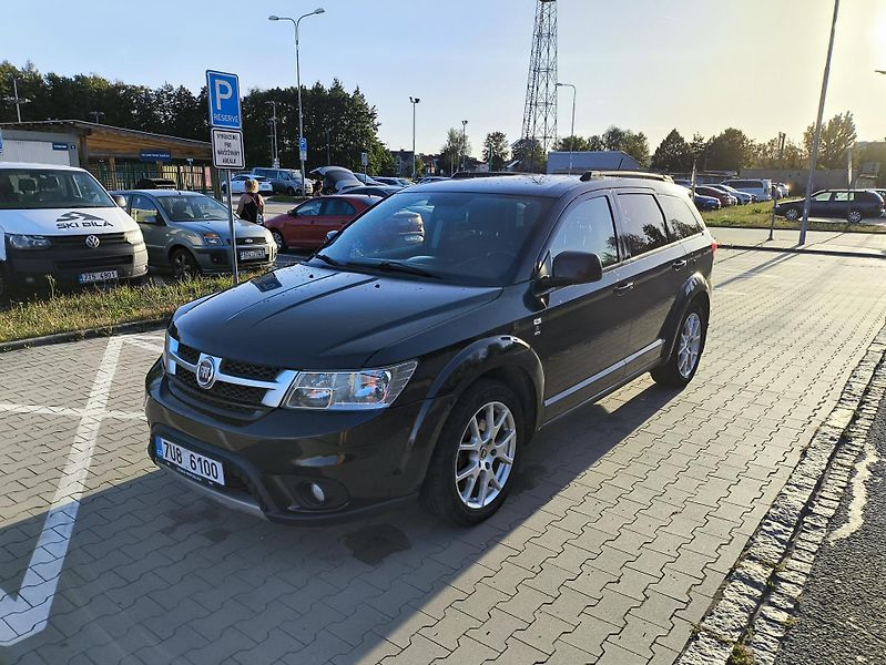 Fiat Freemont (2014) 2.0 JTD, 7-míst, nová STK - fotka 1 z 24