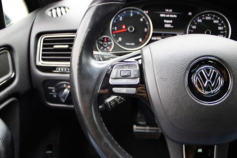 Volkswagen Touareg - fotka 11 z 17