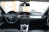 BMW Řada 3 (2007) 320d Touring 110kW / TAŽNÉ - náhled 17