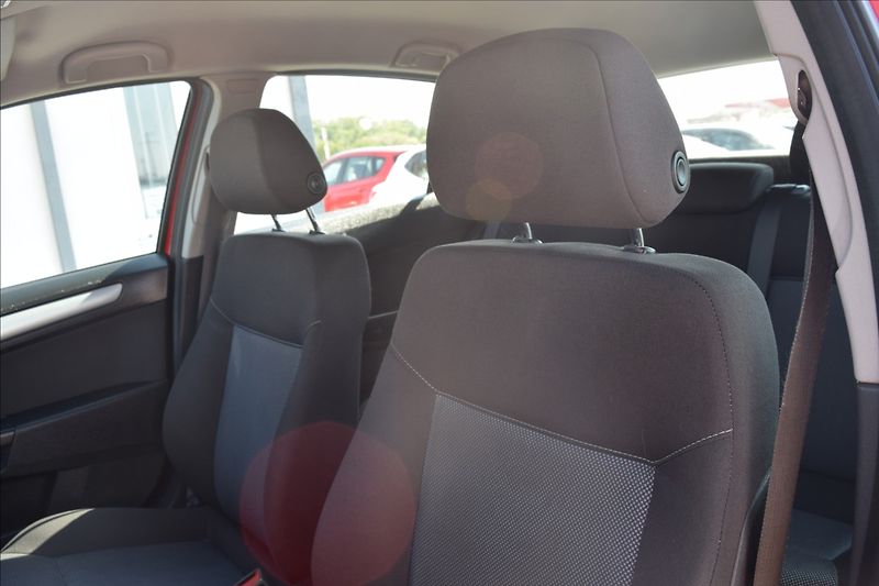 Opel Astra 1,4 i 66KW KLIMA ALU VÝHŘEV - fotka 14 z 50