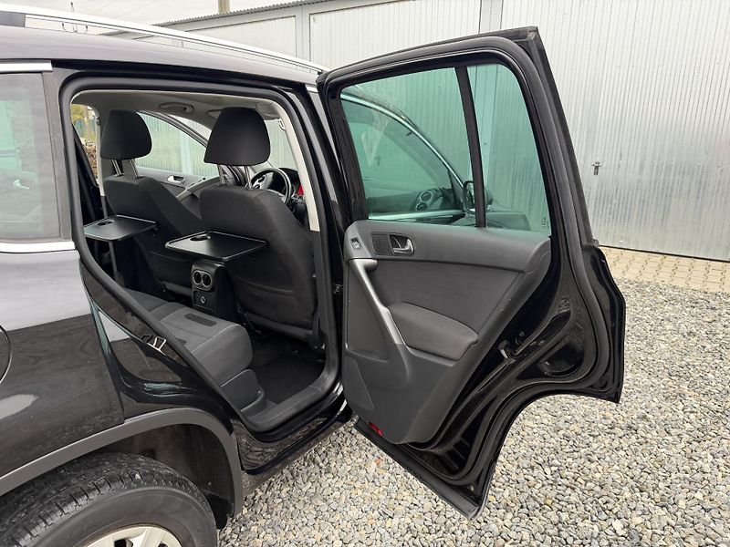 Volkswagen Tiguan 140PS 4x4 DSG PANORAMA - fotka 114 z 158