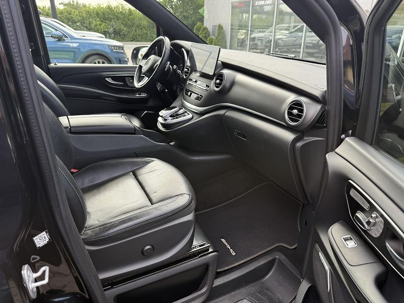 Mercedes-Benz Třídy V (2018) AMG V250 4MATIC  - fotka 13 z 27