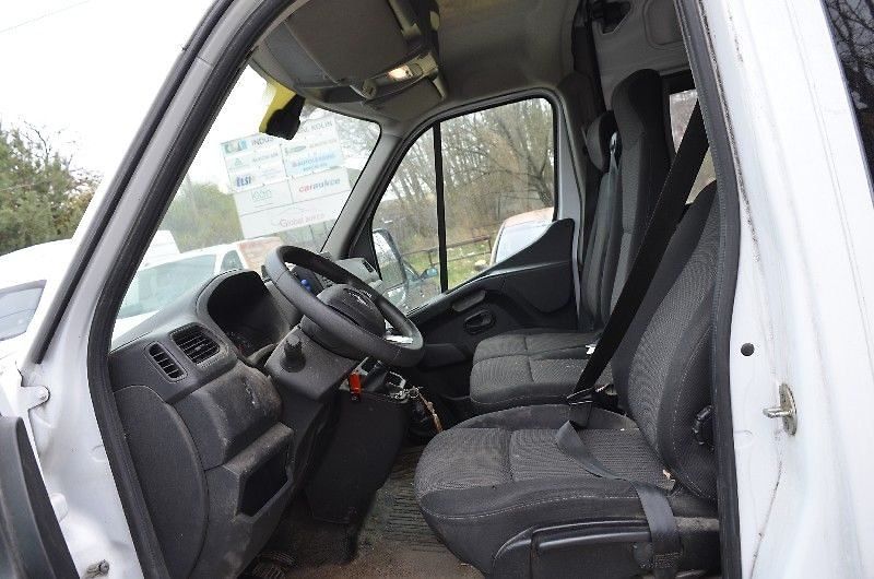 Renault Master - fotka 18 z 19